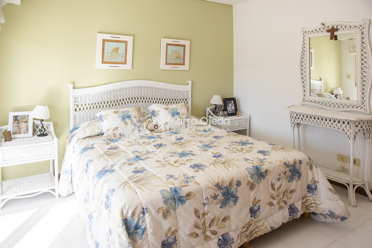 Apartamento ID.41112 - Vende departamento de 3 dormitorios en Ocean Tower, Punta del Este 