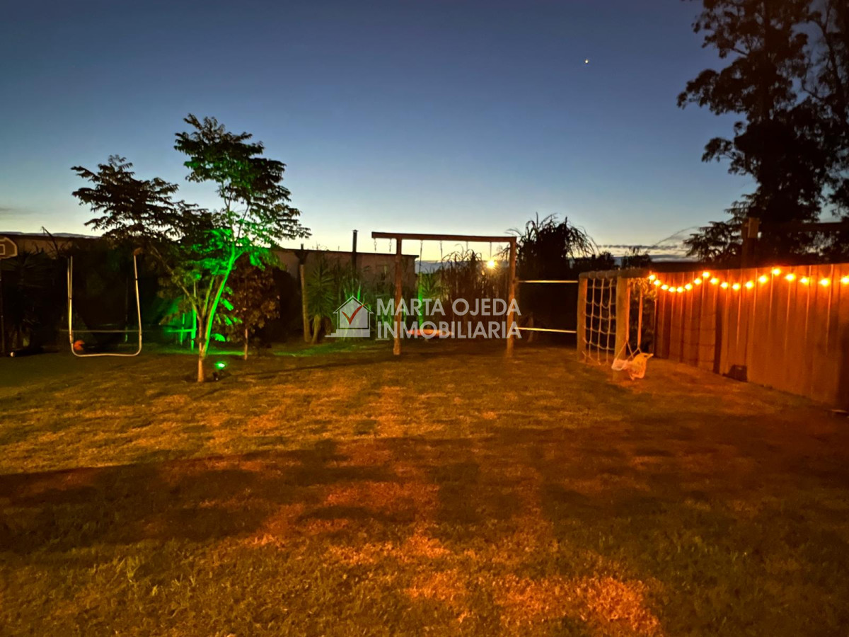 Casa ID.40970 - Vende casa de 3 dormitorios moderna en Maldonado, 