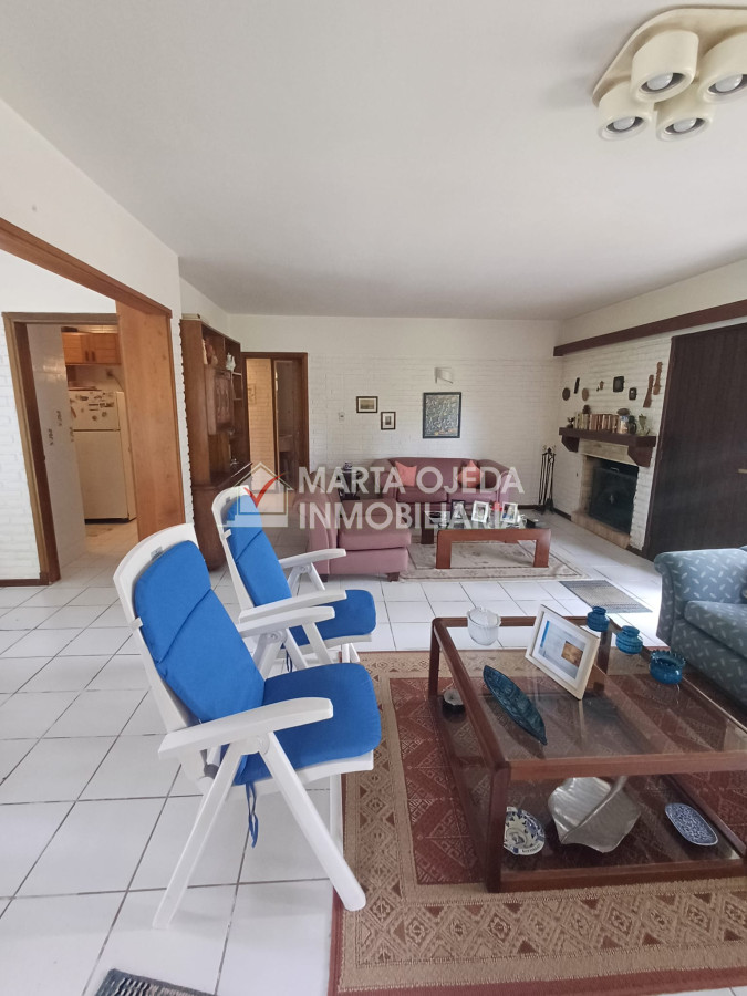 Casa ID.40968 - Vende casa de 3 dormitorios en Cantegril, punta del este 