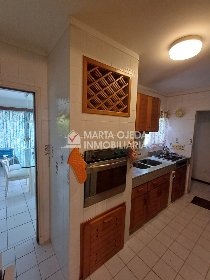 Casa ID.40968 - Vende casa de 3 dormitorios en Cantegril, punta del este 