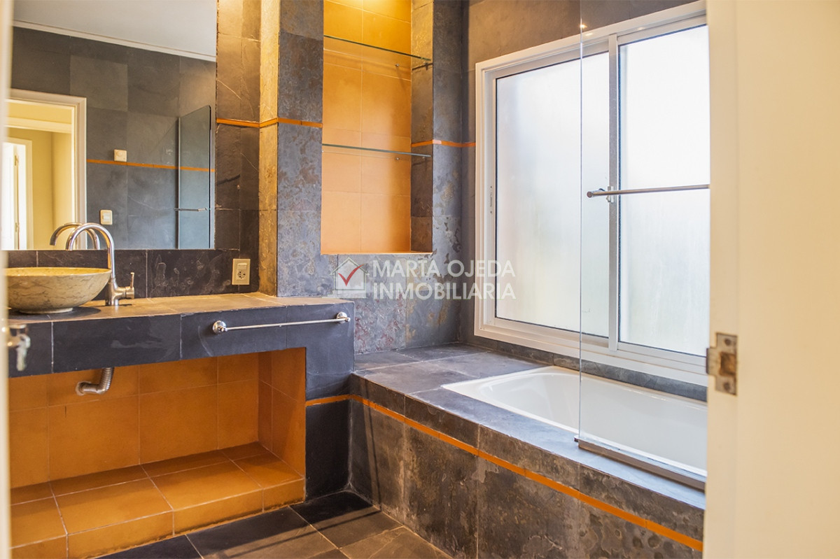 Casa ID.40896 - Casa en Venta de 4 dormitorios en San Rafael , Punta del este 