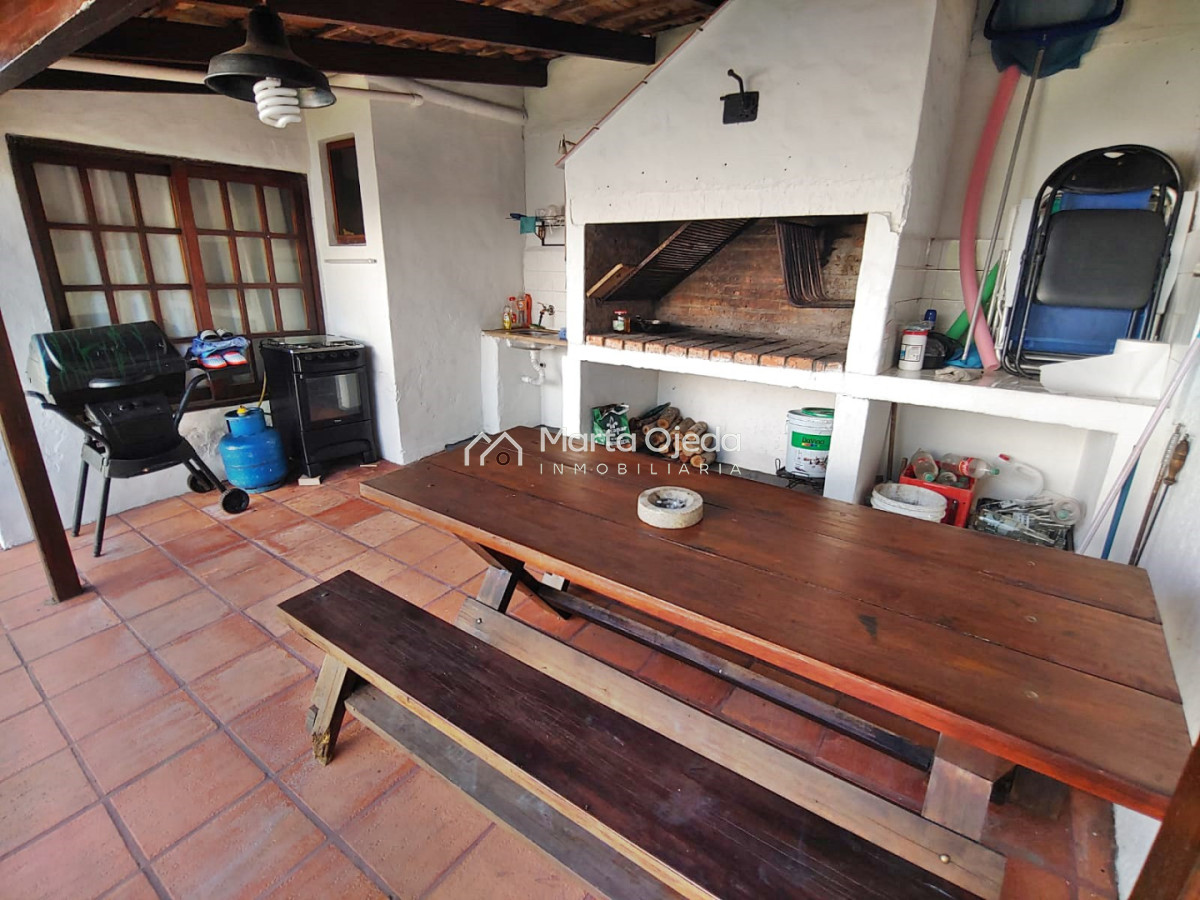 Casa ID.41368 - En venta casa de 4 dormitorios con piscina y parrillero en Las Delicias, Maldonado