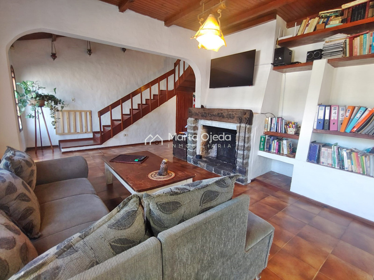 Casa ID.41368 - En venta casa de 4 dormitorios con piscina y parrillero en Las Delicias, Maldonado