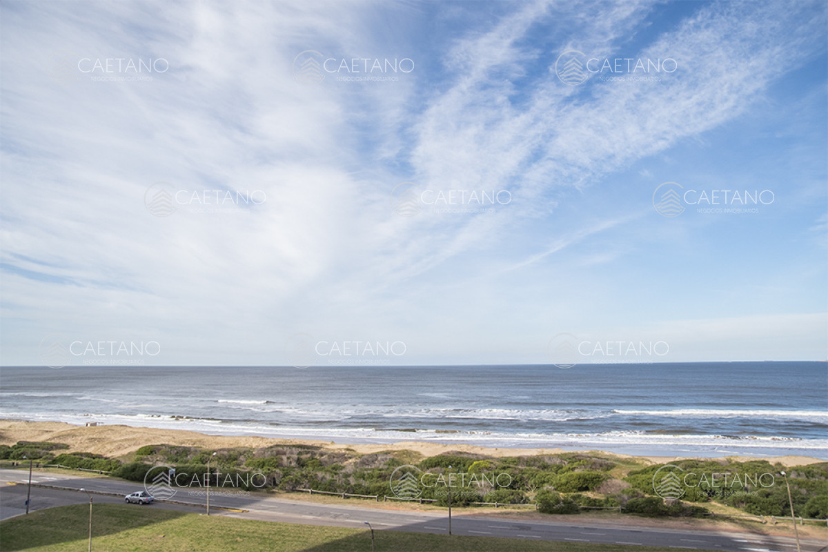 Hermoso Departamento en venta en Torre Lobos. - DMC8781A