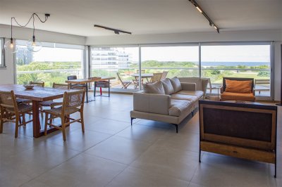 Apartamento en Punta del Este, Brava