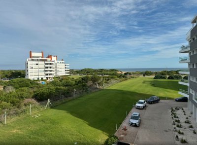 Venta apartamento 2 dormitorios. Playa brava, Punta del Este 