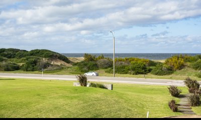 Venta apartamento 3 dormitorios. Playa brava, Punta del Este