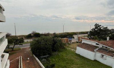 Apartamento en venta en Playa Mansa,  punta del este