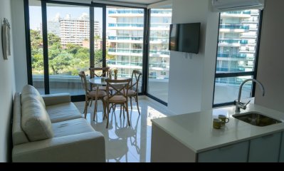 Apartamento en venta, Playa Mansa.