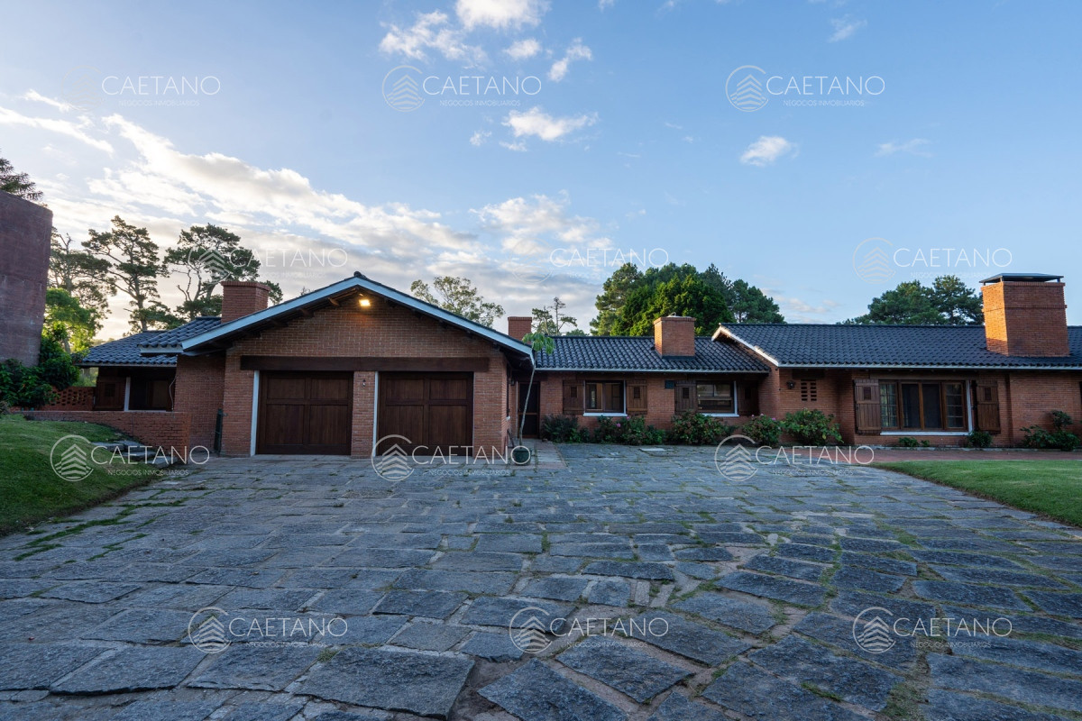 Golf - GoPunta - Portal Inmobiliario de Punta del Este - Maldonado
