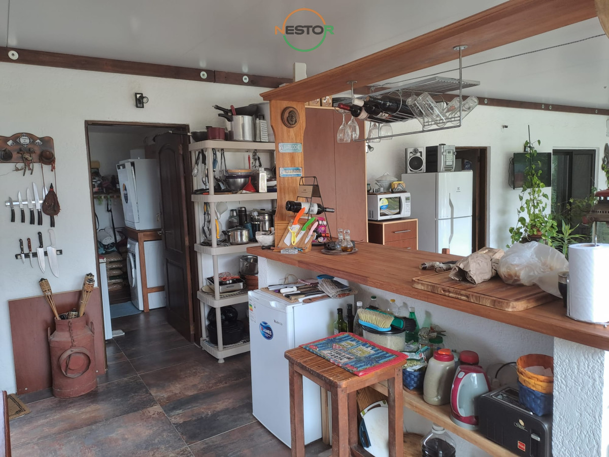 Casa ID.6534 - Vende casa impecable de 2 plantas, 3 dormitorios, parrillero y piscina, ubicada en Sauce de Portezuelo.