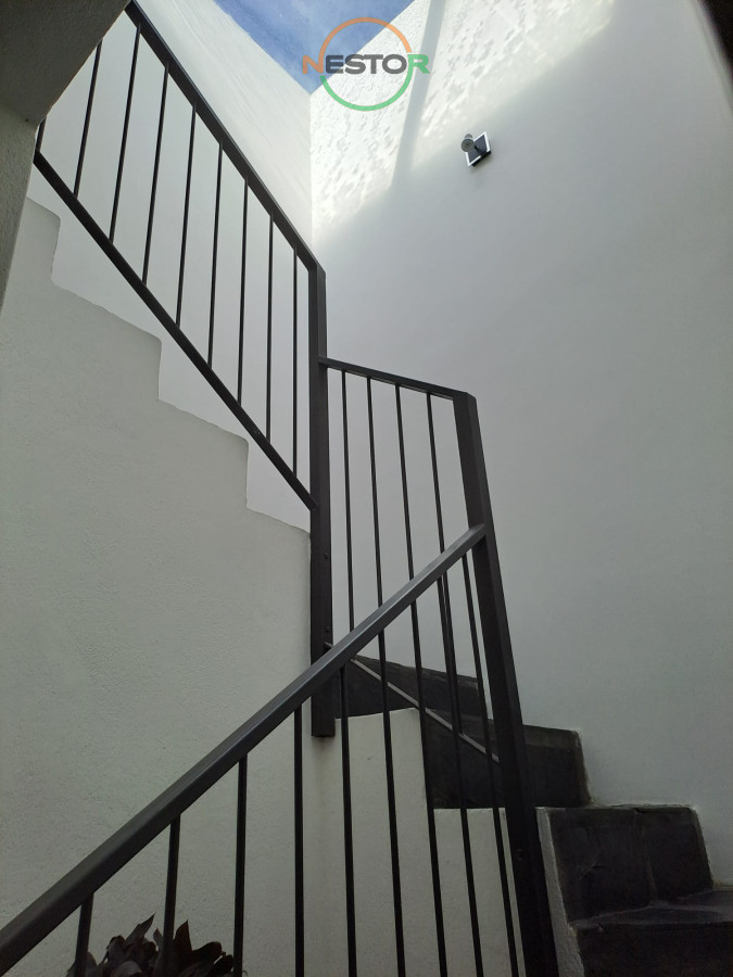 Casa ID.6534 - Vende casa impecable de 2 plantas, 3 dormitorios, parrillero y piscina, ubicada en Sauce de Portezuelo.