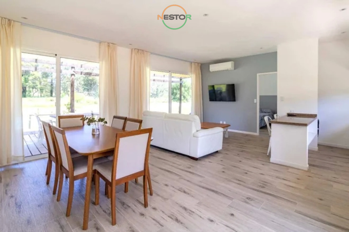 Casa ID.6457 - Vende casa en Punta Ballena de 2 dormitorios.