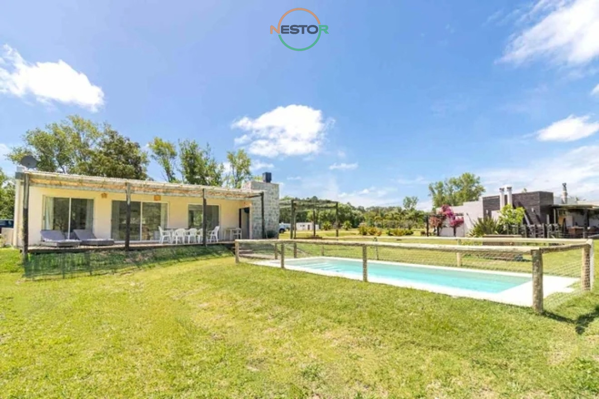 Casa ID.6457 - Vende casa en Punta Ballena de 2 dormitorios.