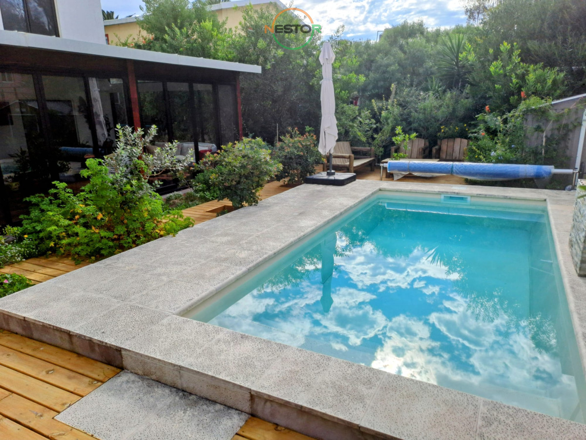 Casa ID.6534 - Vende casa impecable de 2 plantas, 3 dormitorios, parrillero y piscina, ubicada en Sauce de Portezuelo.