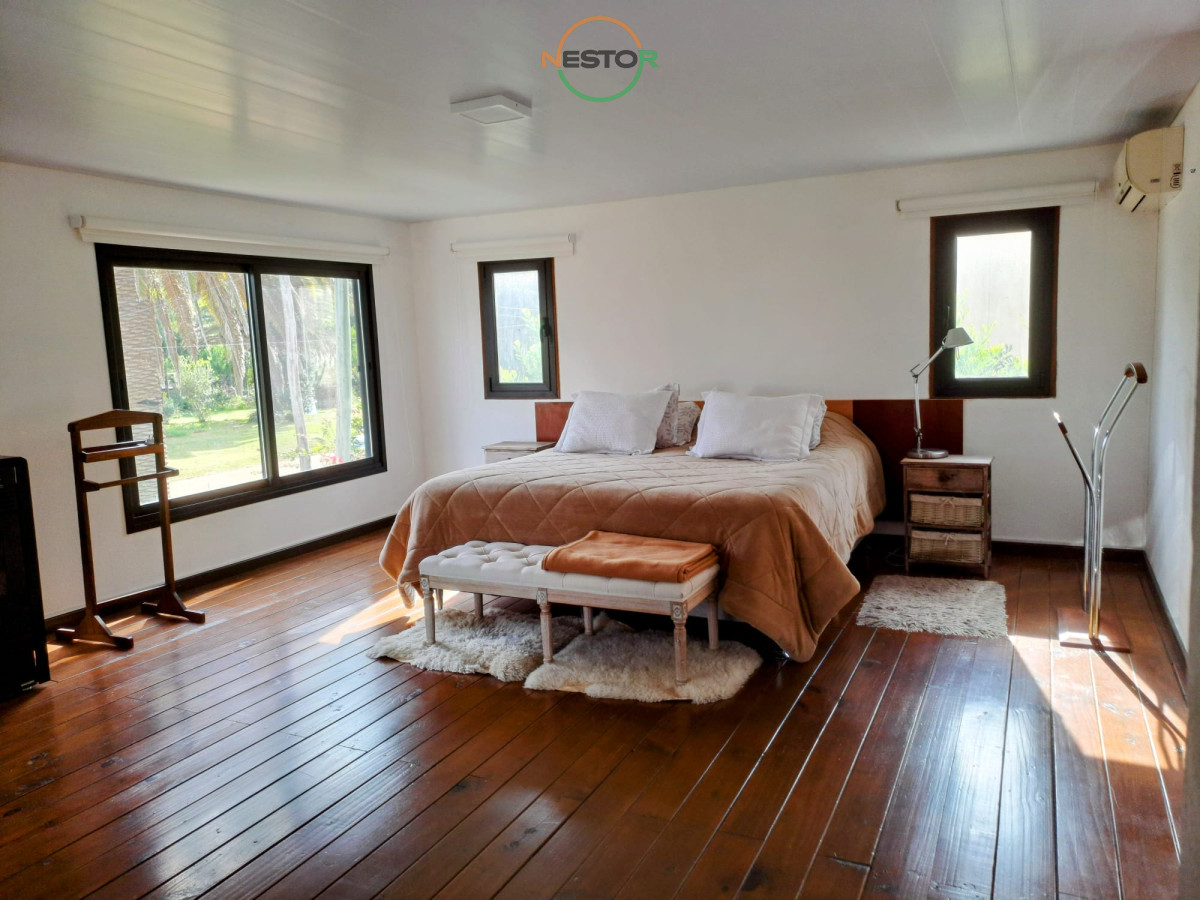 Casa ID.6534 - Vende casa impecable de 2 plantas, 3 dormitorios, parrillero y piscina, ubicada en Sauce de Portezuelo.