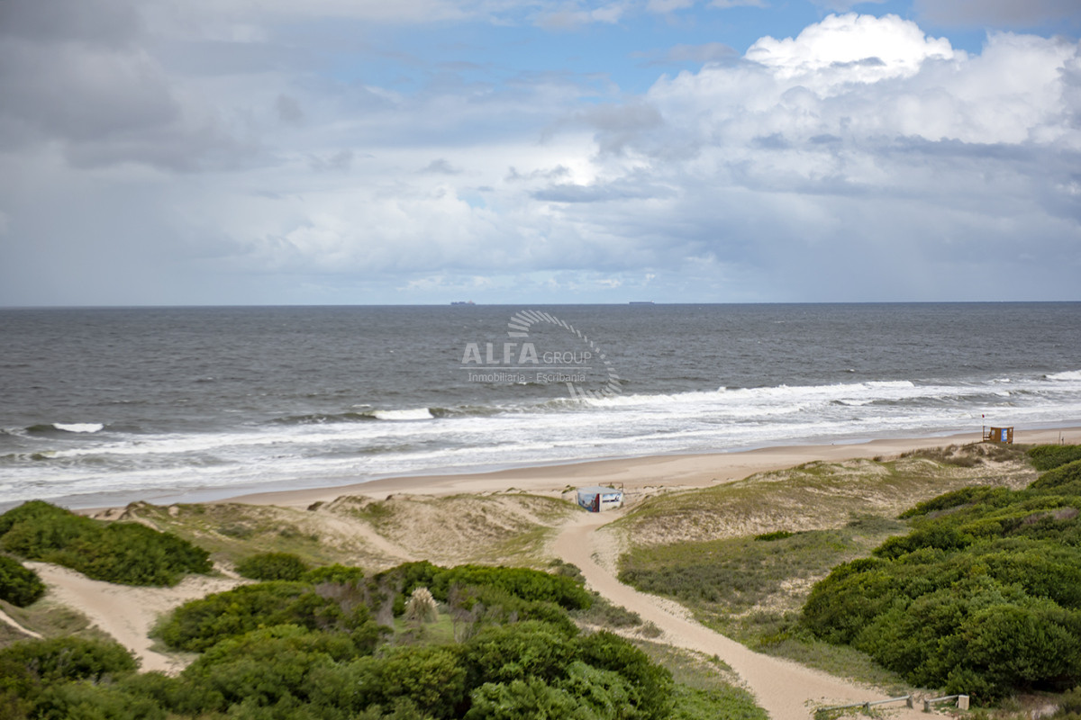 Apartamento ID.6336 - Penthouse de 4 dormitorios en venta.