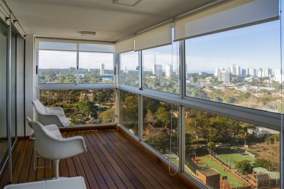 Apartamento en venta en Punta del Este, mansa, frente al mar!