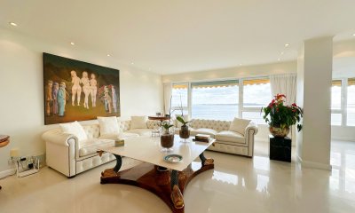 Departamento en venta, 3 dormitorios.     Playa Mansa