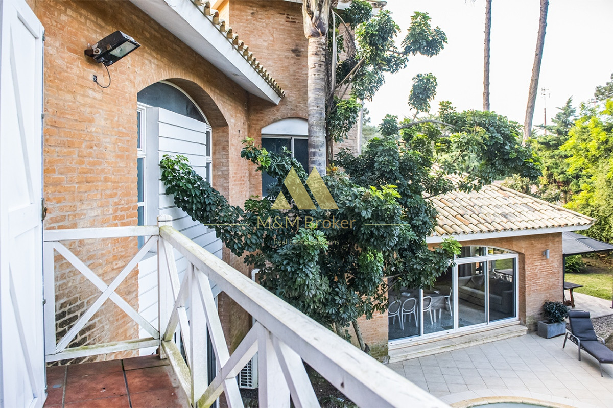 Casa ID.497 - Casa en Venta de 4 dormitorios en San Rafael , Punta del este 