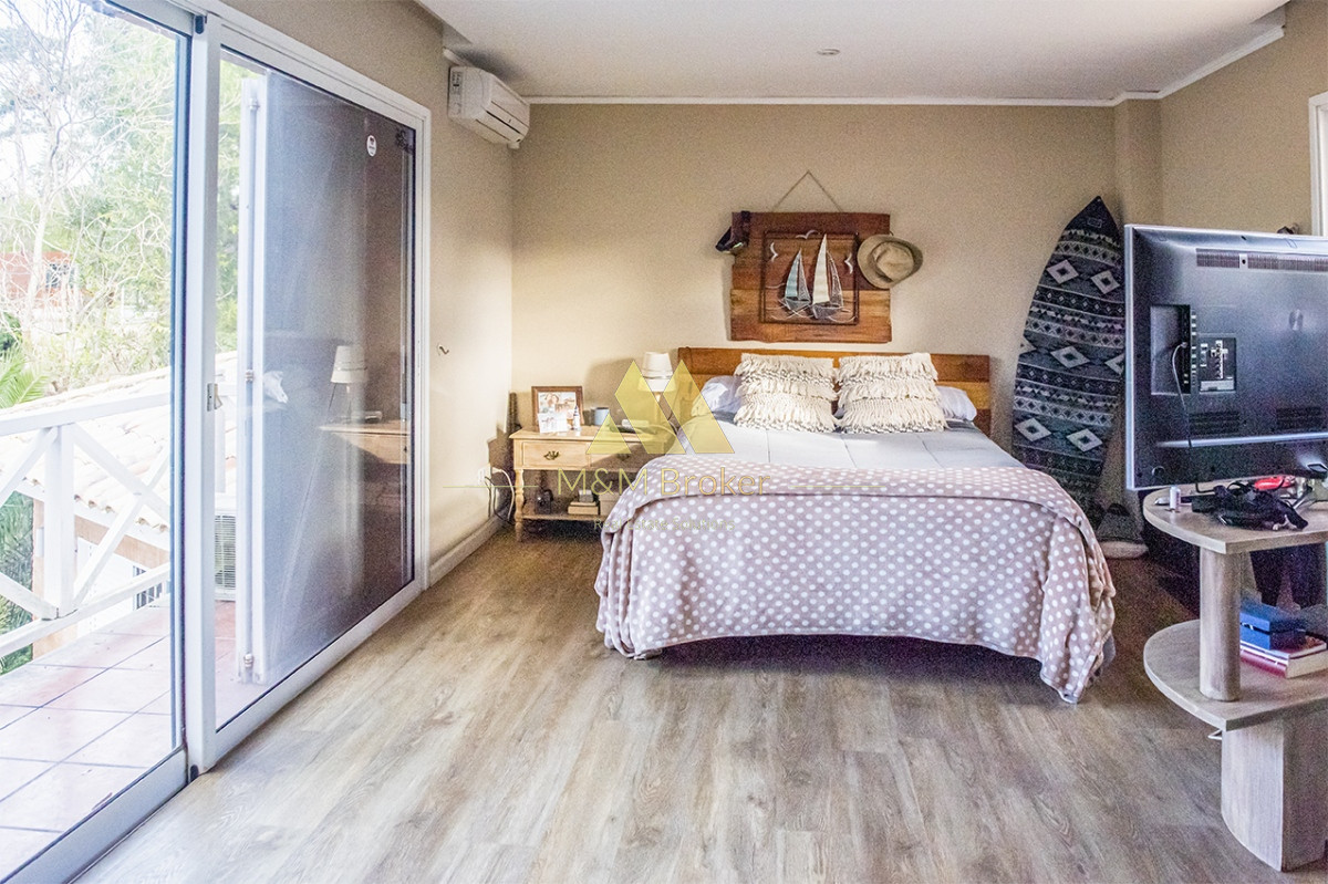 Casa ID.497 - Casa en Venta de 4 dormitorios en San Rafael , Punta del este 