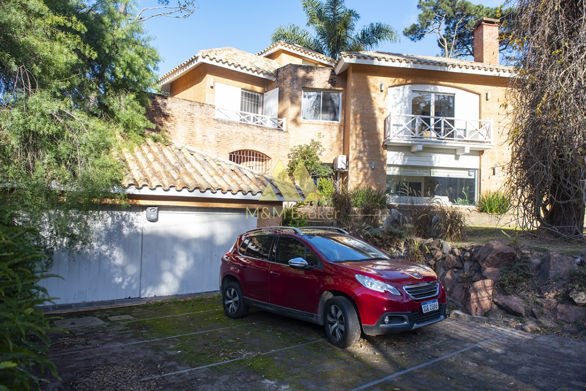 Casa ID.497 - Casa en Venta de 4 dormitorios en San Rafael , Punta del este 