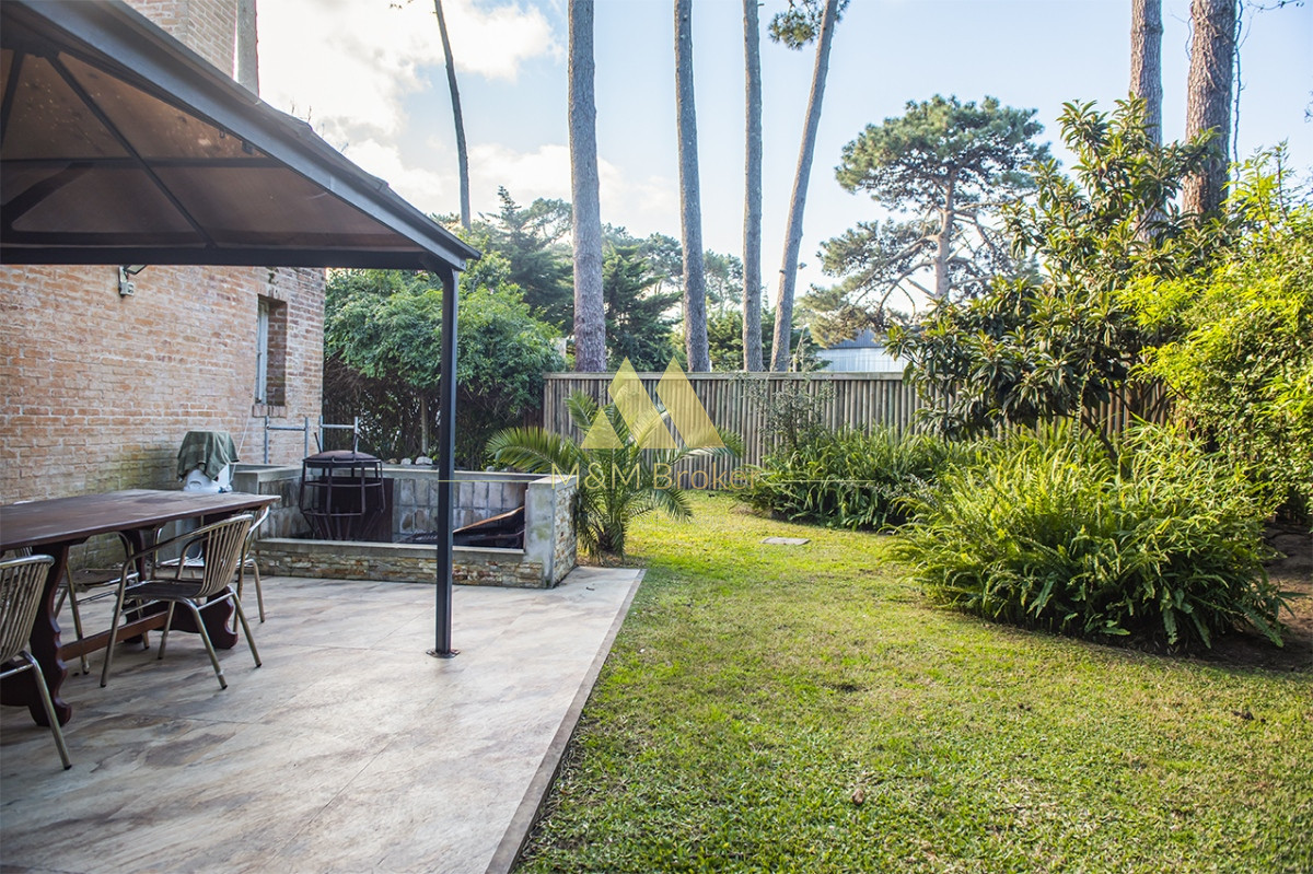 Casa ID.497 - Casa en Venta de 4 dormitorios en San Rafael , Punta del este 