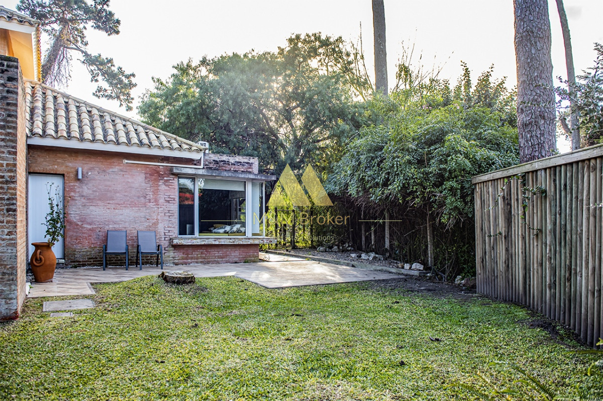 Casa ID.497 - Casa en Venta de 4 dormitorios en San Rafael , Punta del este 