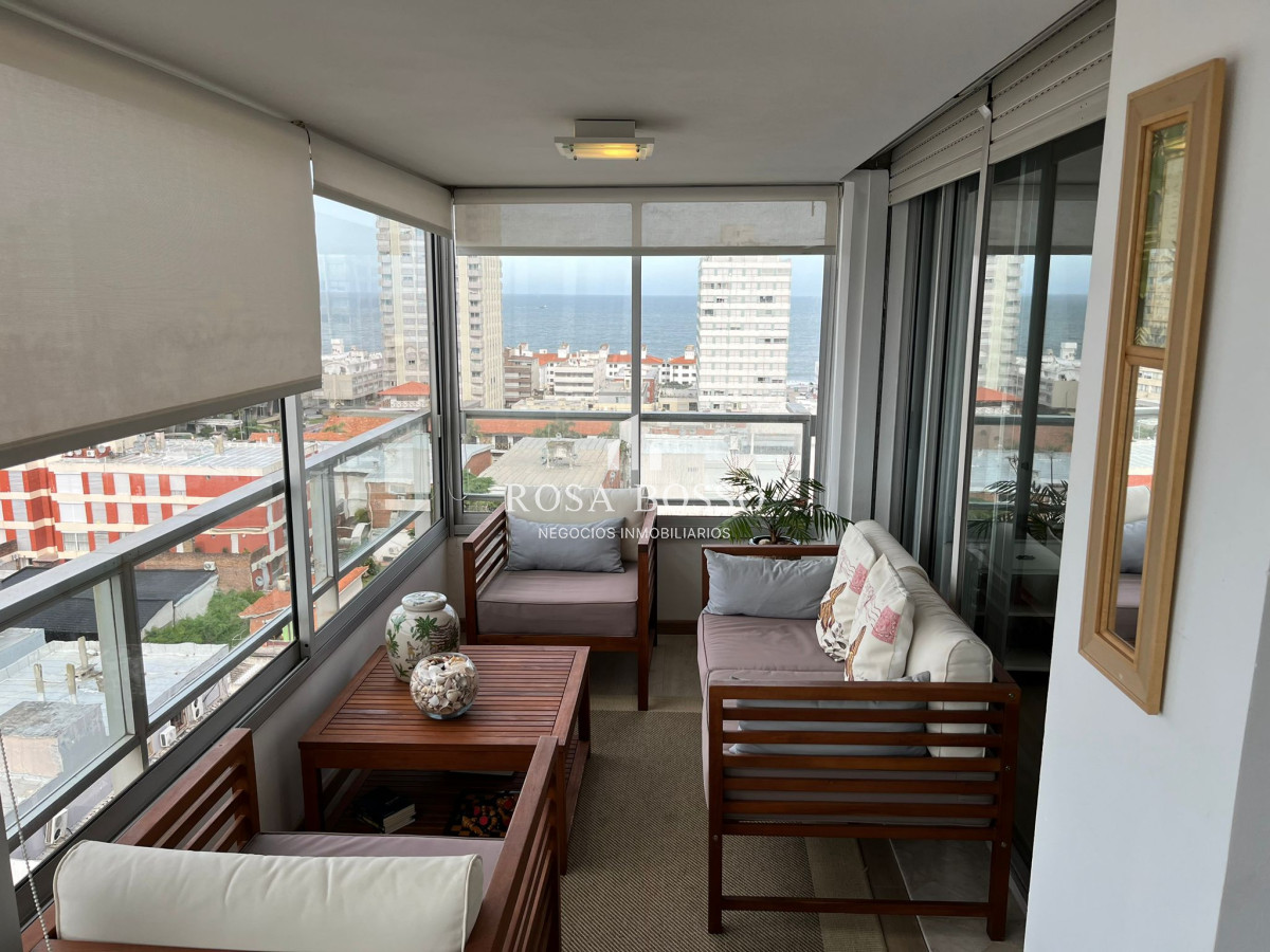 Apartamento ID.8239 - Departamento con vista al mar en Península, Punta del Este