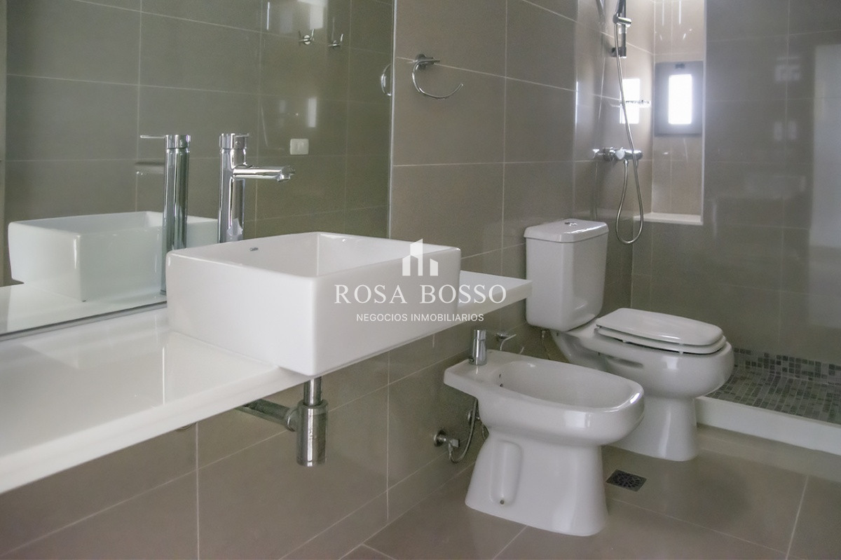 Apartamento ID.6222 - Espectacular departamento, de 3 habitaciones, a estrenar en Punta del Este