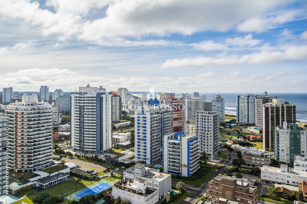 Apartamento ID.6222 - Espectacular departamento, de 3 habitaciones, a estrenar en Punta del Este