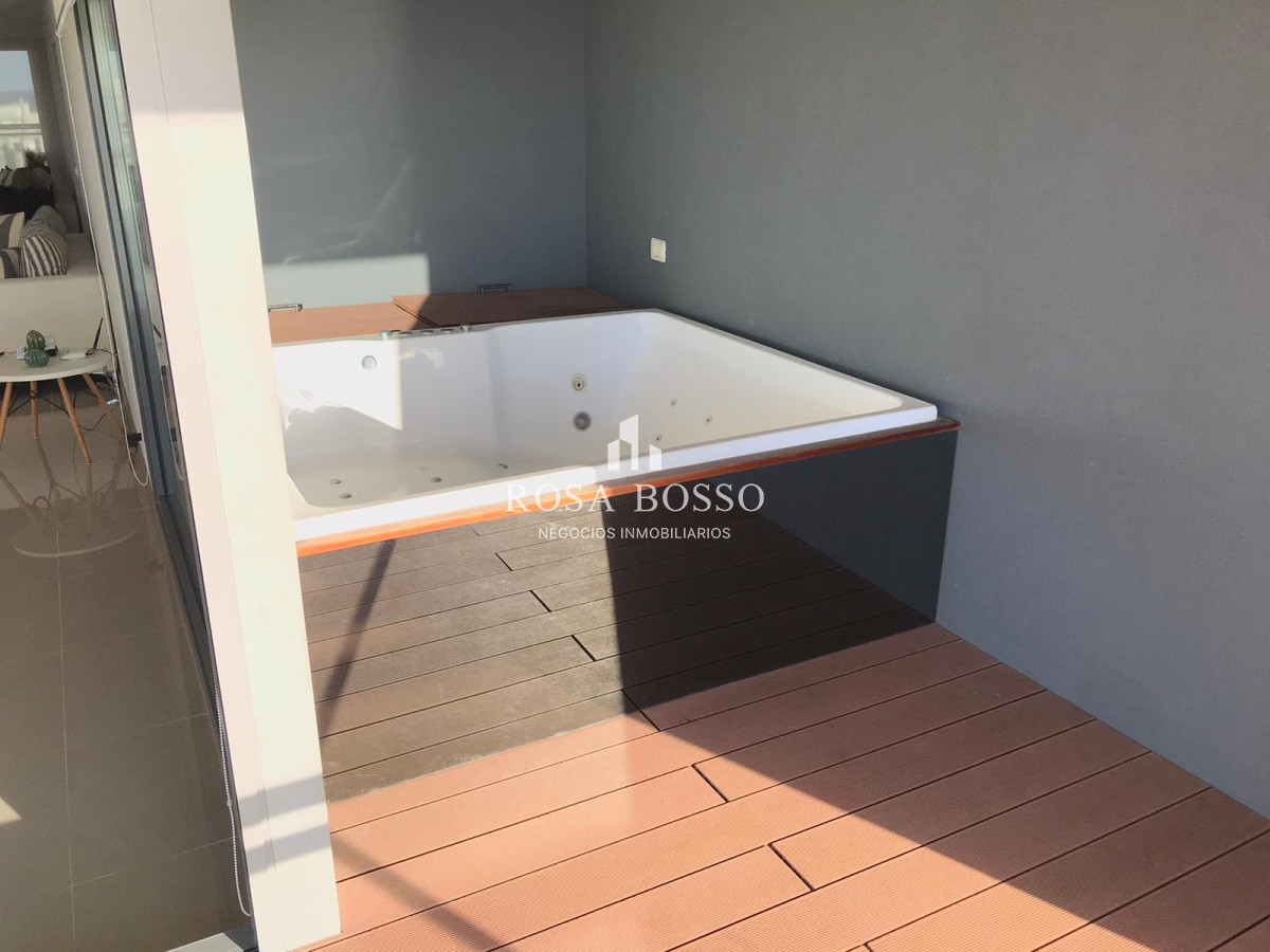 Apartamento ID.6223 - Espectacular departamento, de 3 dormitorios, a la venta en Punta del Este