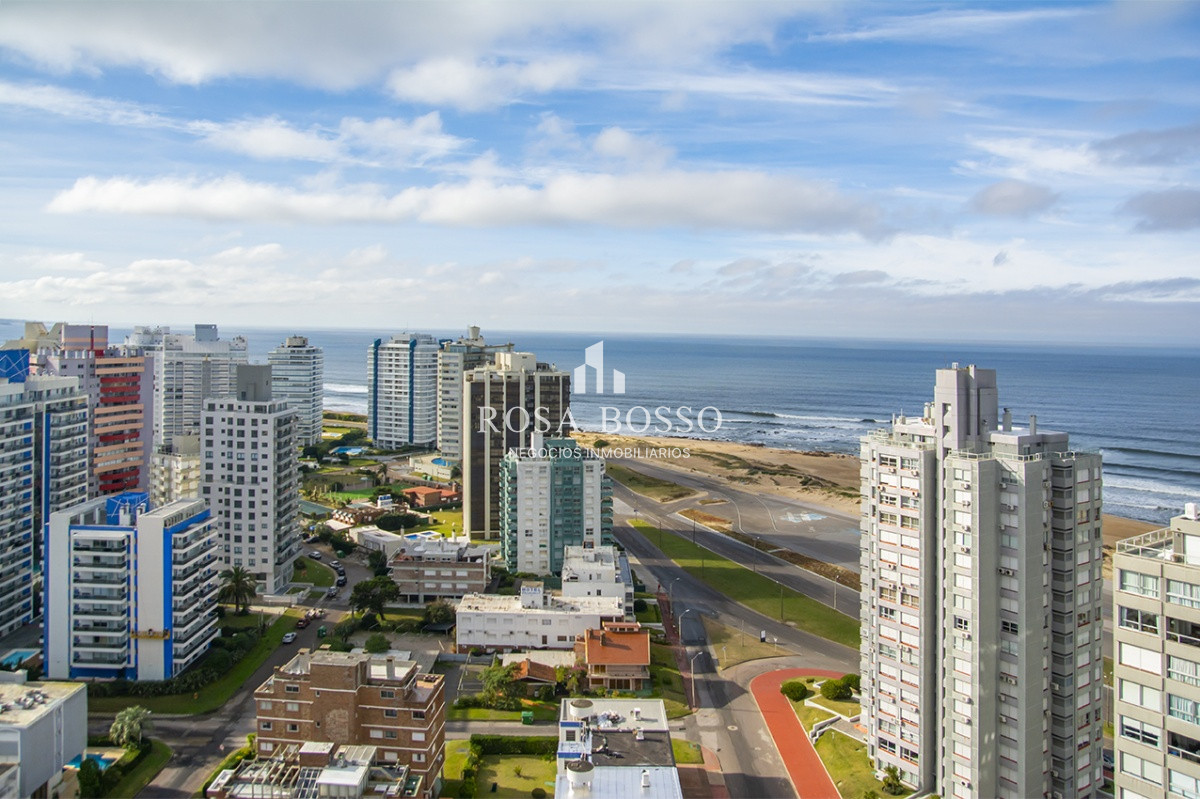 Apartamento ID.6222 - Espectacular departamento, de 3 habitaciones, a estrenar en Punta del Este