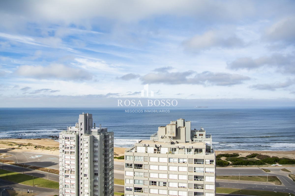 Apartamento ID.6222 - Espectacular departamento, de 3 habitaciones, a estrenar en Punta del Este