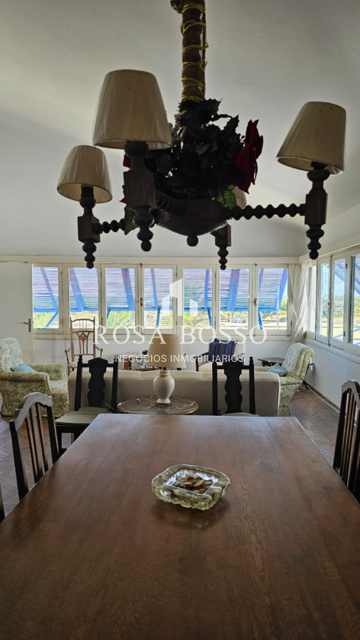 Casa ID.6007 - Importante residencia frente al mar 