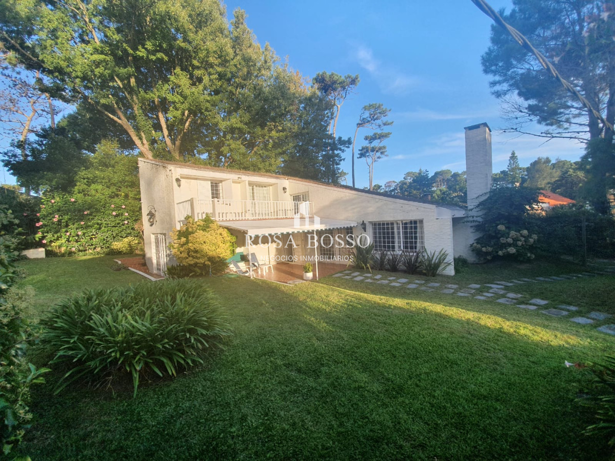 Apartamento ID.8786 - Casa, Venta, 4 dormitorios, San Rafael, Punta del Este