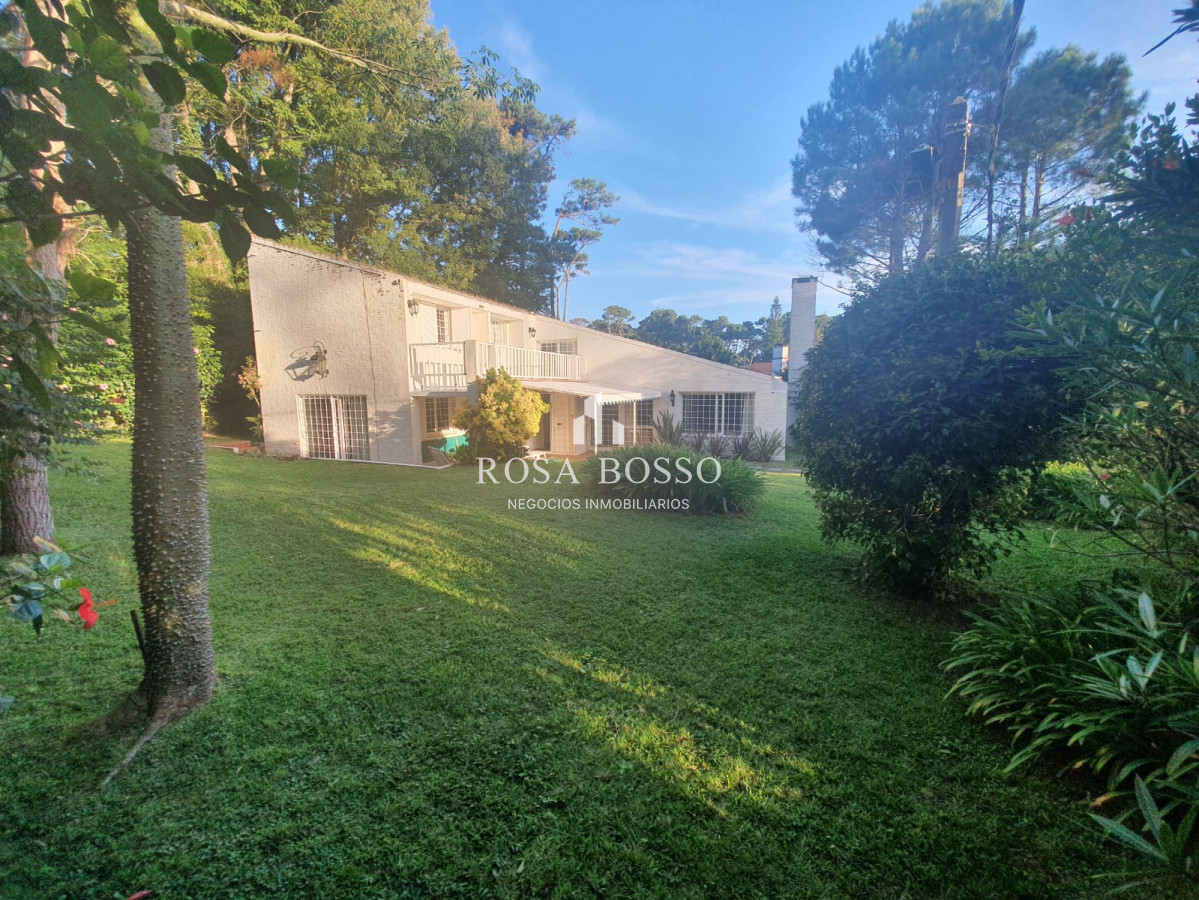 Apartamento ID.8786 - Casa, Venta, 4 dormitorios, San Rafael, Punta del Este