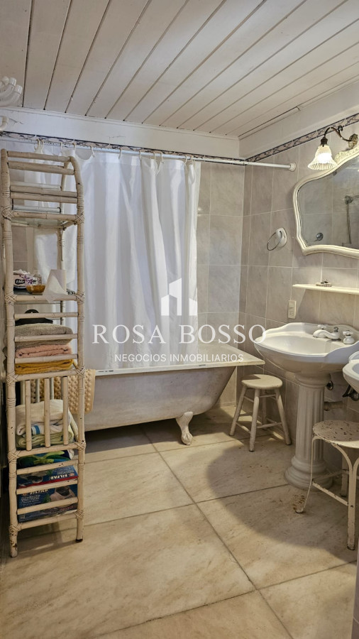 Casa ID.6007 - Importante residencia frente al mar 