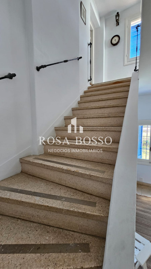 Casa ID.6007 - Importante residencia frente al mar 