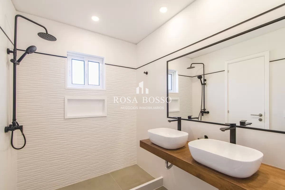 Apartamento ID.8783 - Venta, Casa, 3 dormitorios, Brava