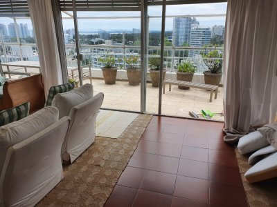 Espectacular penthouse en venta. Edificio Tiburon planta de 3 dormitorios, Punta del Este  - JPA9443A