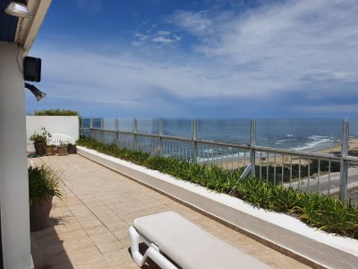 Espectacular penthouse en venta. Edificio Tiburon planta de 3 dormitorios, Punta del Este  - JPA9443A
