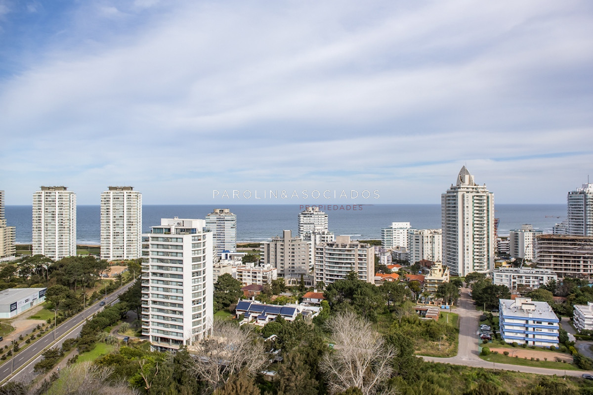 Se vende apartamento en ocean drive II de 3 dormitorios, Punta del Este 