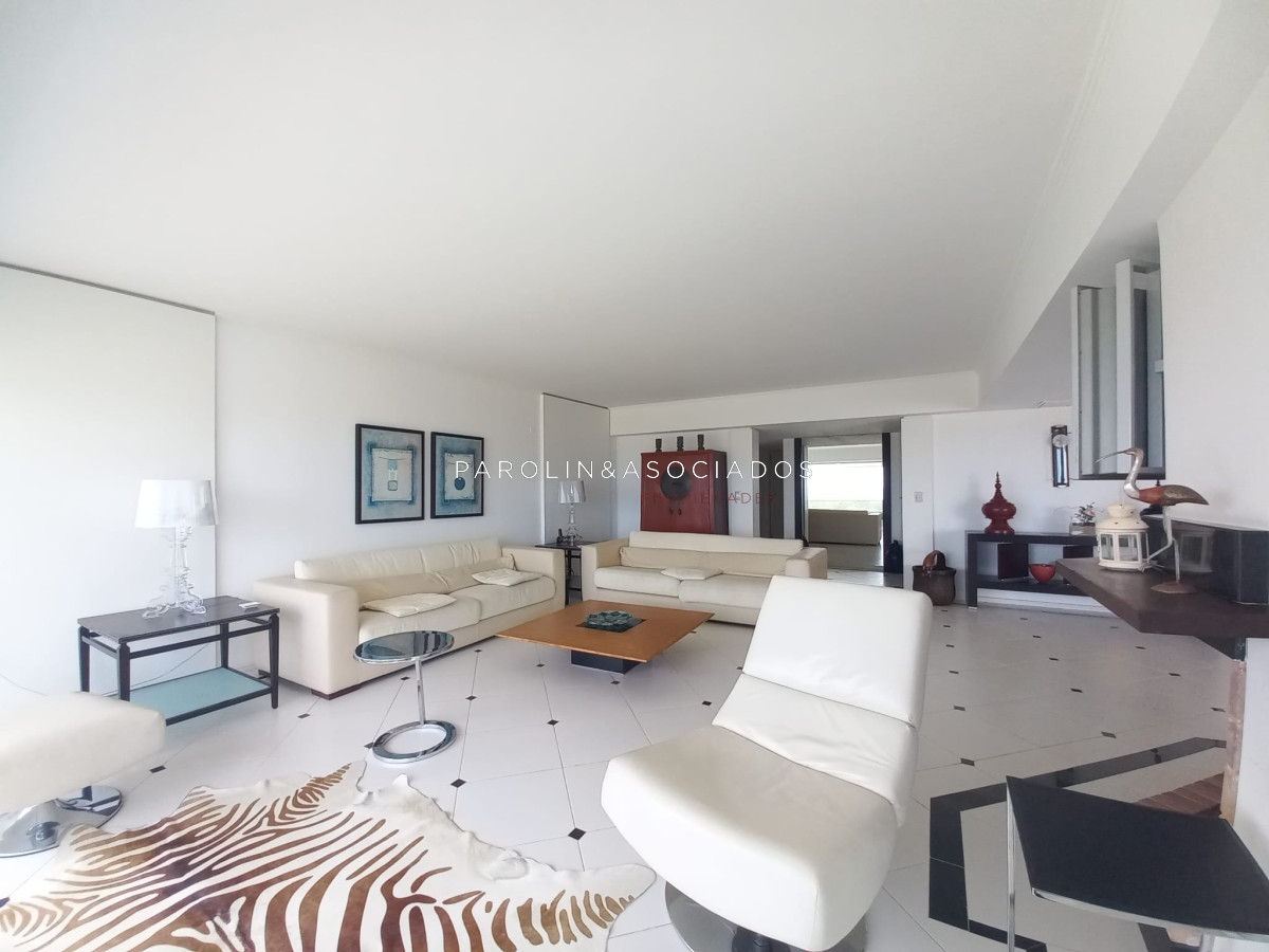 Brava - GoPunta - Portal Inmobiliario de Punta del Este - Maldonado