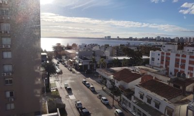 Apartamento en venta en Lux Tower, Punta del Este.