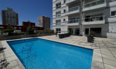 Apartamento en venta en Lux Tower, Punta del Este.