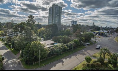 Venta Apartamento de 3 dormitorios en zona Roosevelt, Punta del Este.