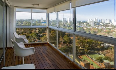 Apartamento en venta de 2 dormitorios en edificio Tunquelen, Punta del Este.