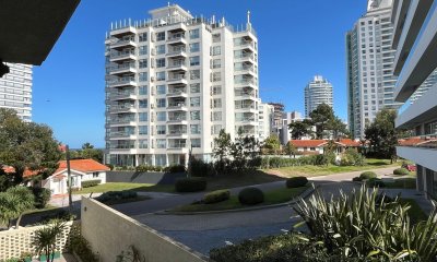 Apartamento de 1 dormitorio, con parrillero en Roosevelt, Punta del Este.