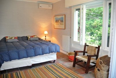 casa en venta de 5 dormitorios a metros del mar  - jpa8132c